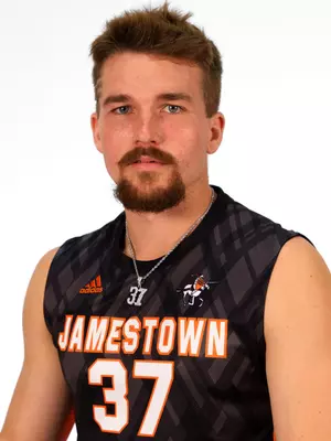 Caylor Cox Headshot